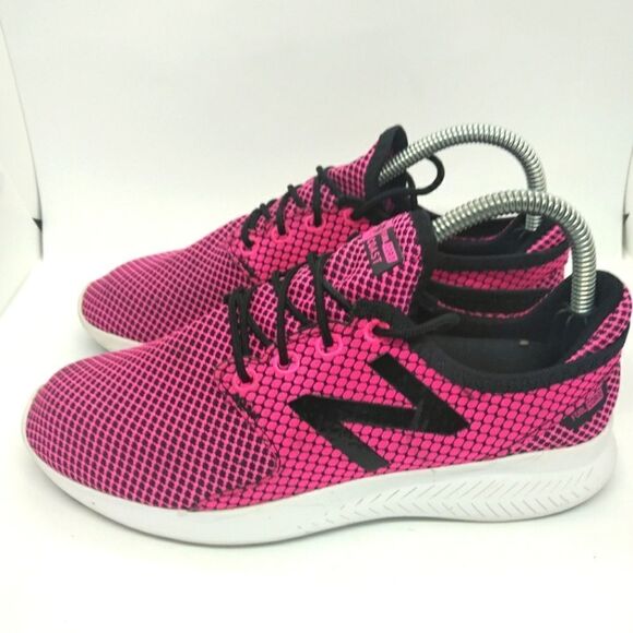 New Balance FuelCore Coast V3 Running Shoes Sneakers Women's Size 7.5 B Pink - Picture 2 of 8
